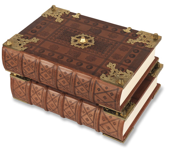  Faksimile - Gutenberg-Bibel. 2 Bde. Dabei: Kommentar und Holzständer - Autre image