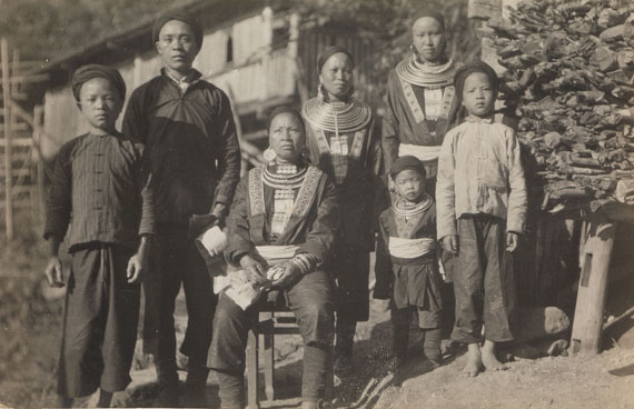 Reisefotografie - Reisefotos China und Glaspositive. Um 1900.