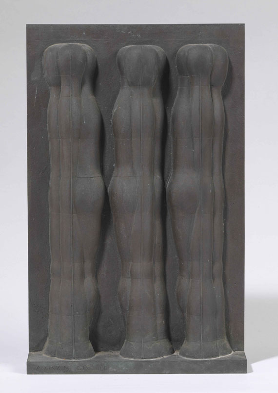 Joannis Avramidis - Drei Figuren Relief - Verso