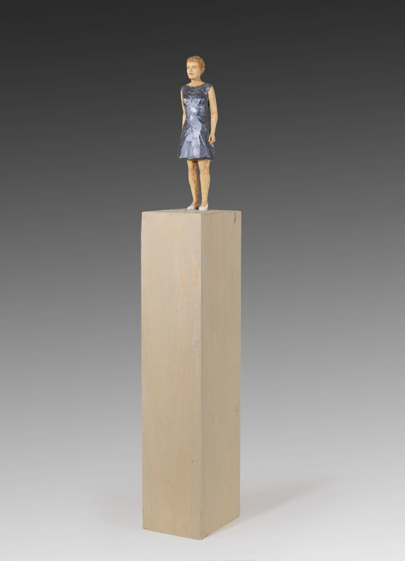 Stephan Balkenhol - Frau mit grauem Kleid - Autre image