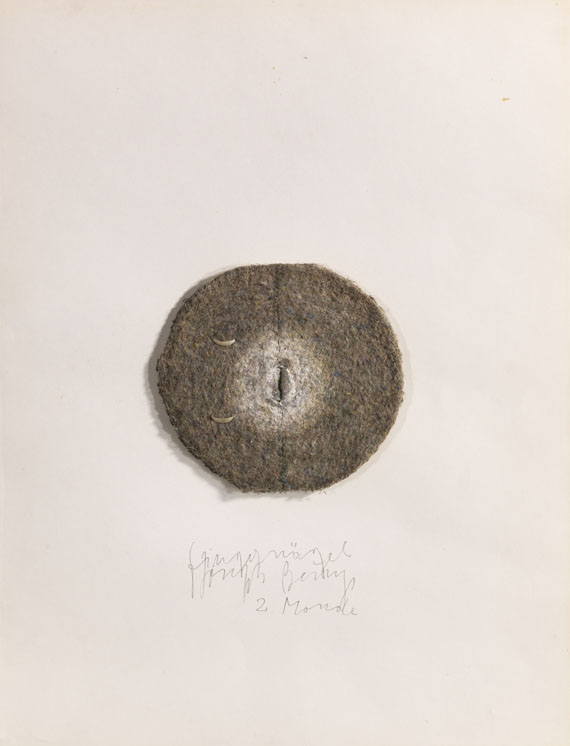 Joseph Beuys - Fingernägel (2 Monde)