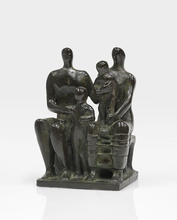 Henry Moore - Family Group - Autre image