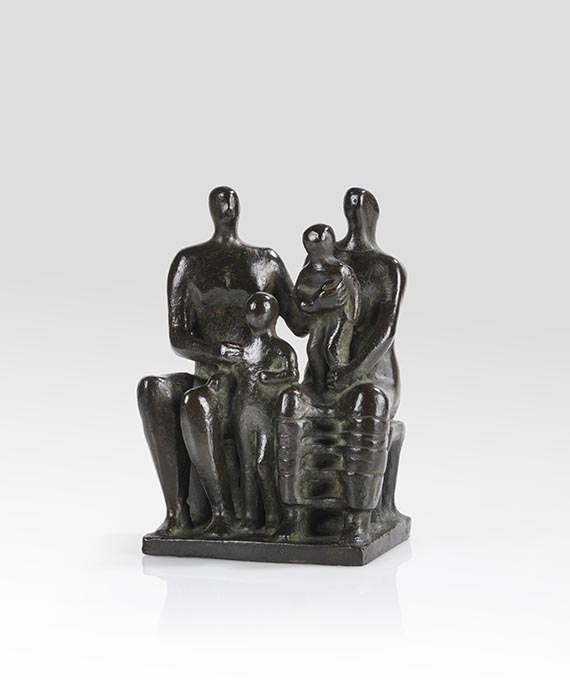 Henry Moore - Family Group - Autre image