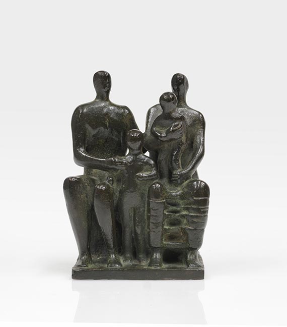 Henry Moore - Family Group - Autre image