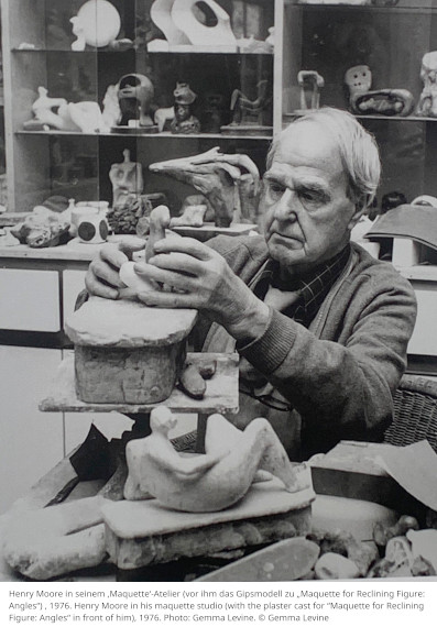 Henry Moore - Maquette for Reclining Figure: Angles - Autre image