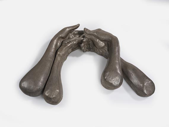 Louise Bourgeois - The Welcoming Hands - Autre image