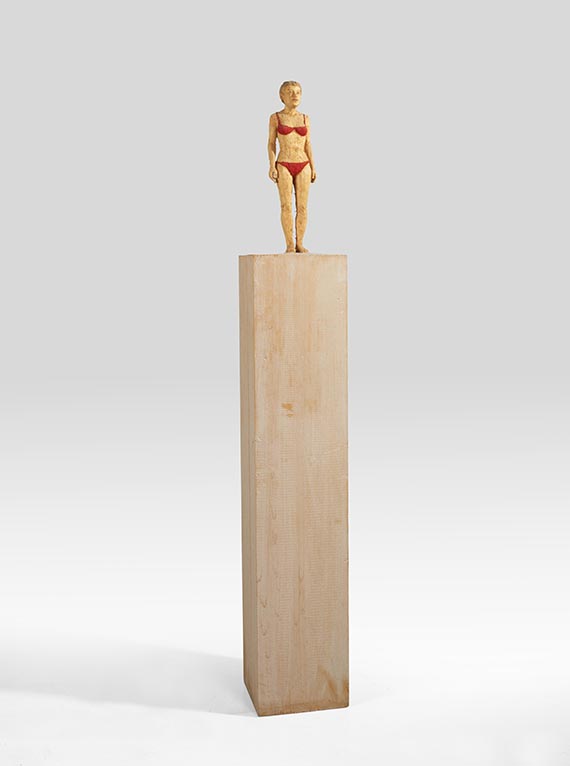 Stephan Balkenhol - Frau in rotem Bikini - Autre image