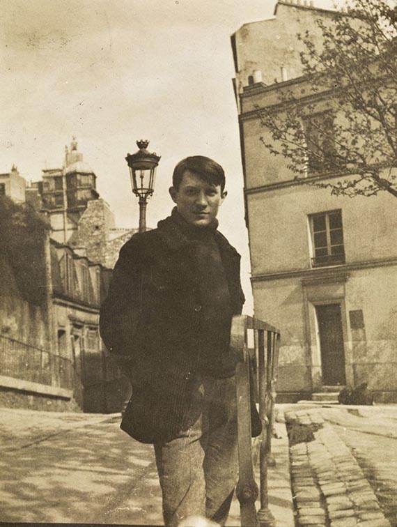 Illustration for: Pablo Picasso at the place Ravignan, Montmartre, Paris, 1904, photo: unknown.